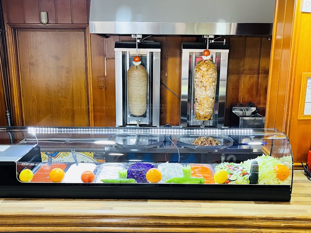 MA ESTAMBUL DONER KEBAB & PIZZERIA — Ambiente