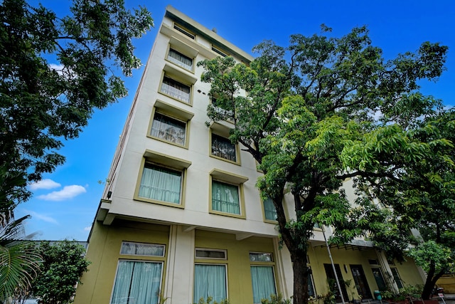 Palette Hilife Towers