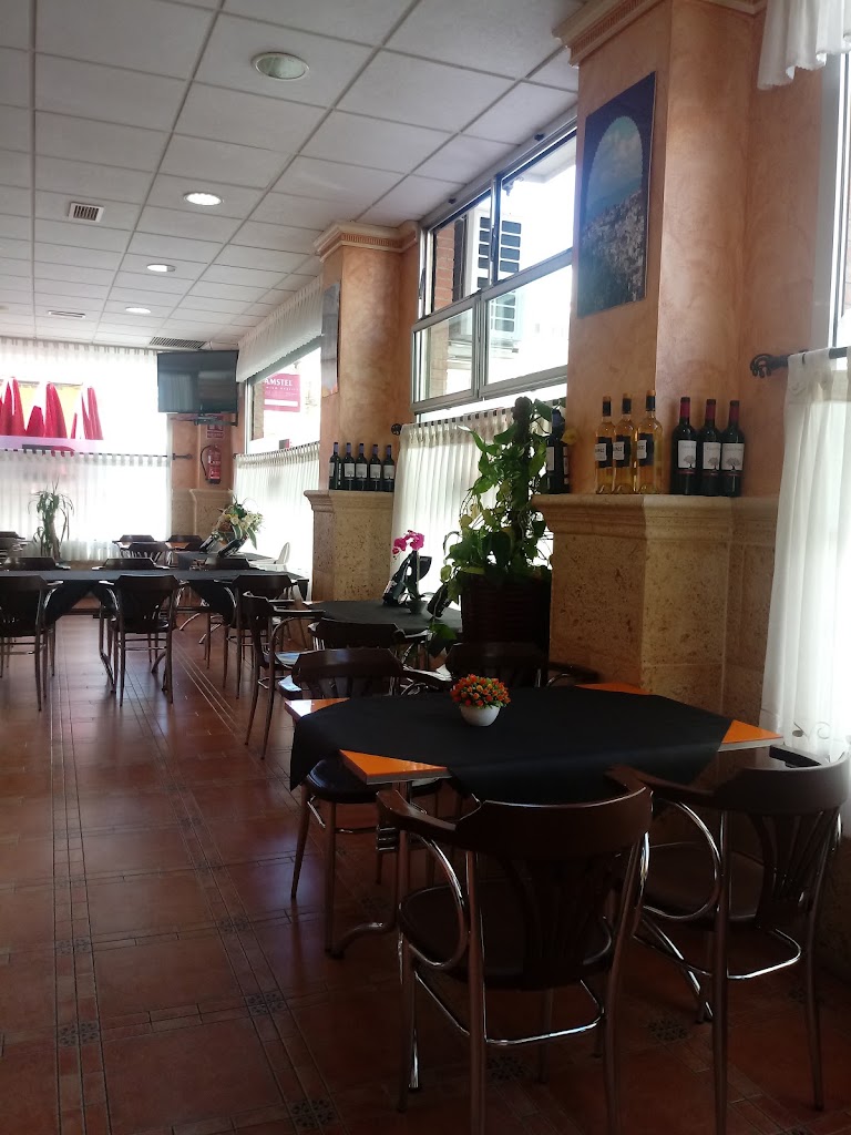 Bar restaurante Dani — Ambiente