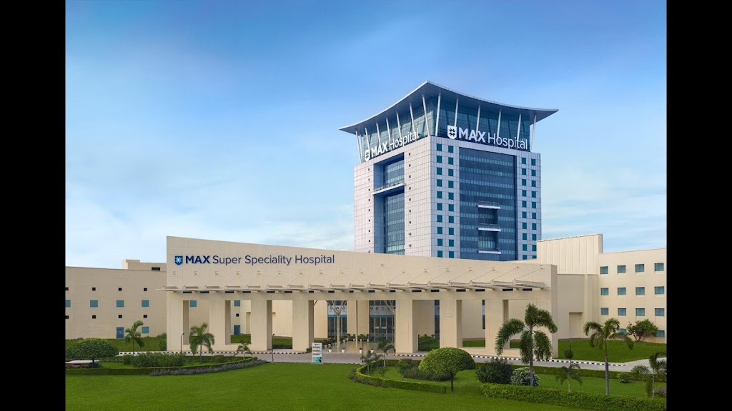 Dr. Max Healthcare Best Heart Hospital In Lucknow Heart Specialist Heart Attack Treatment Pacemaker Implantation