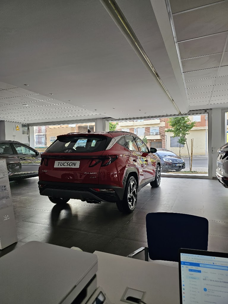 Concesionario Oficial Hyundai — Interior