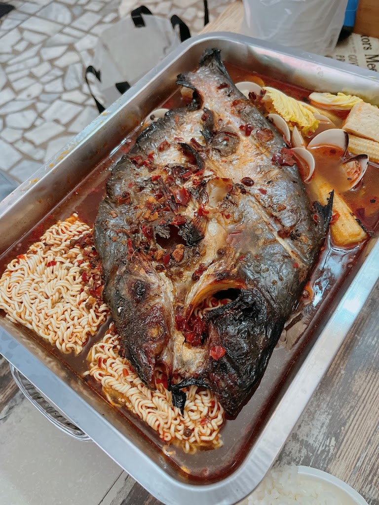 魚火烤魚(重慶烤魚） 的照片