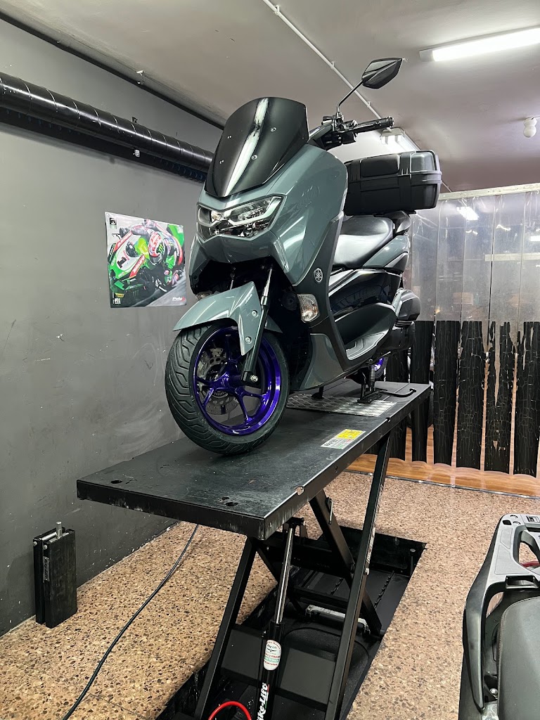Strong Motorcycle — Del propietario