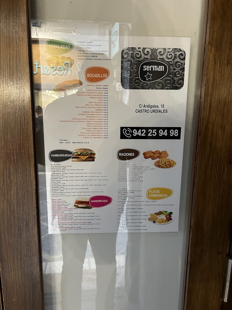 Hamburgueseria Serman — Ambiente