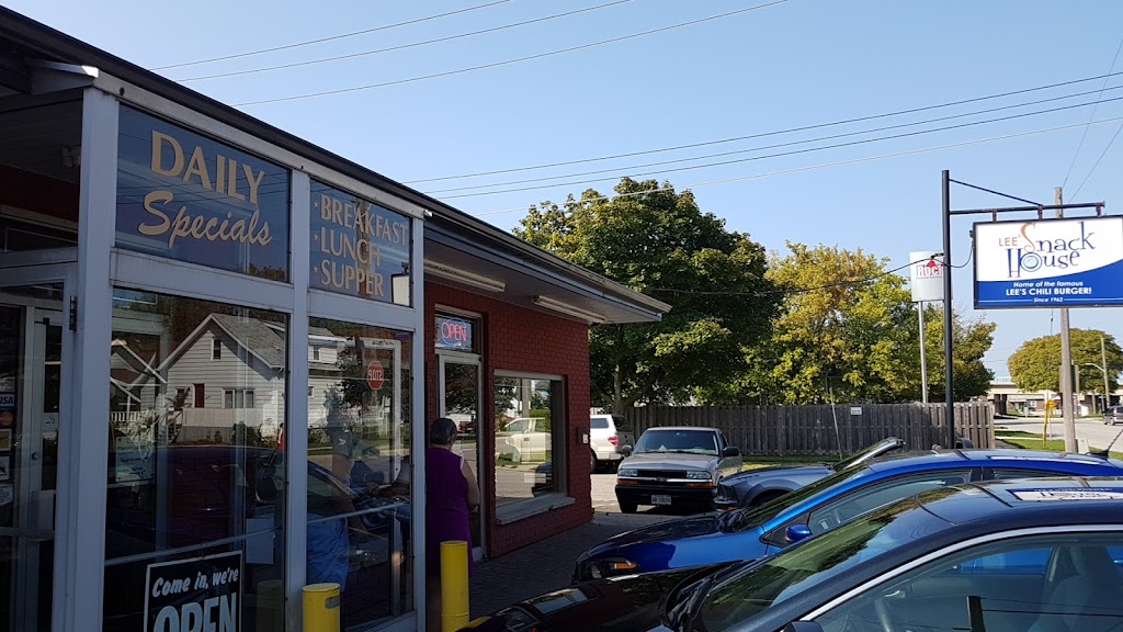 Lee's Snack House in Sarnia