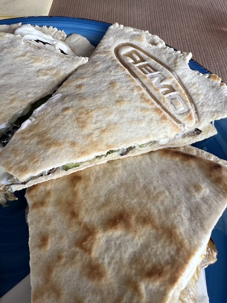 Remo Pasteleria Y Pizza Arrecife — Comida y bebida