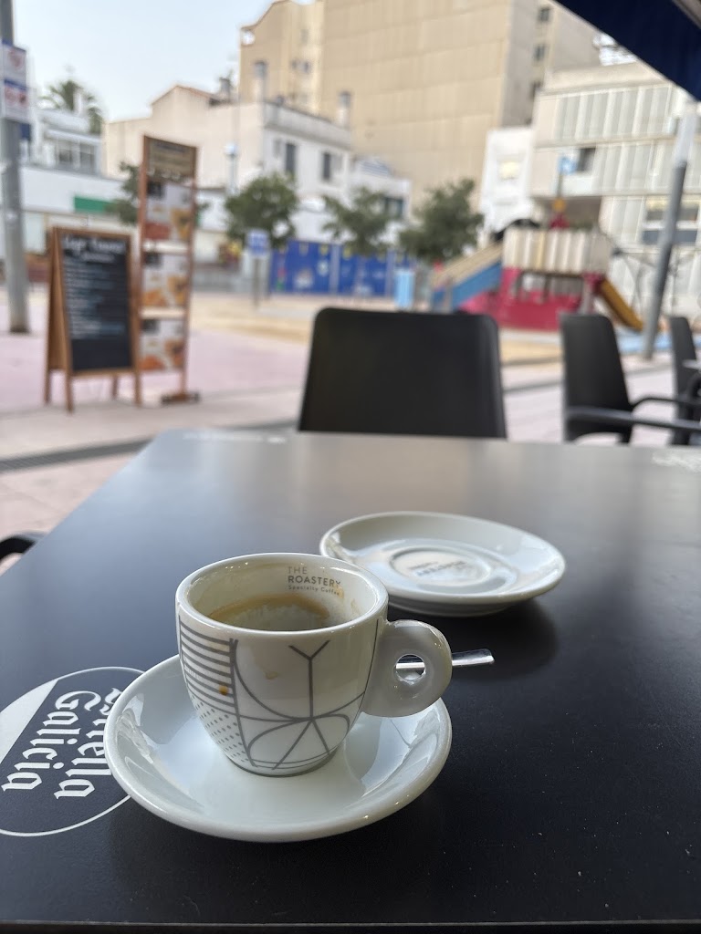 Cafe L'ARENAL — Cafe