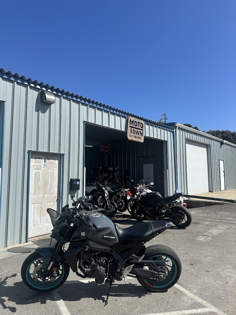Motorcycle repair shop in Marina