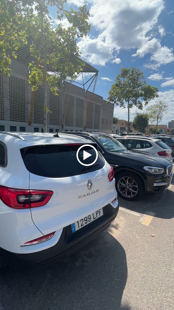 Aparcamiento gratuito Estadio — Videos