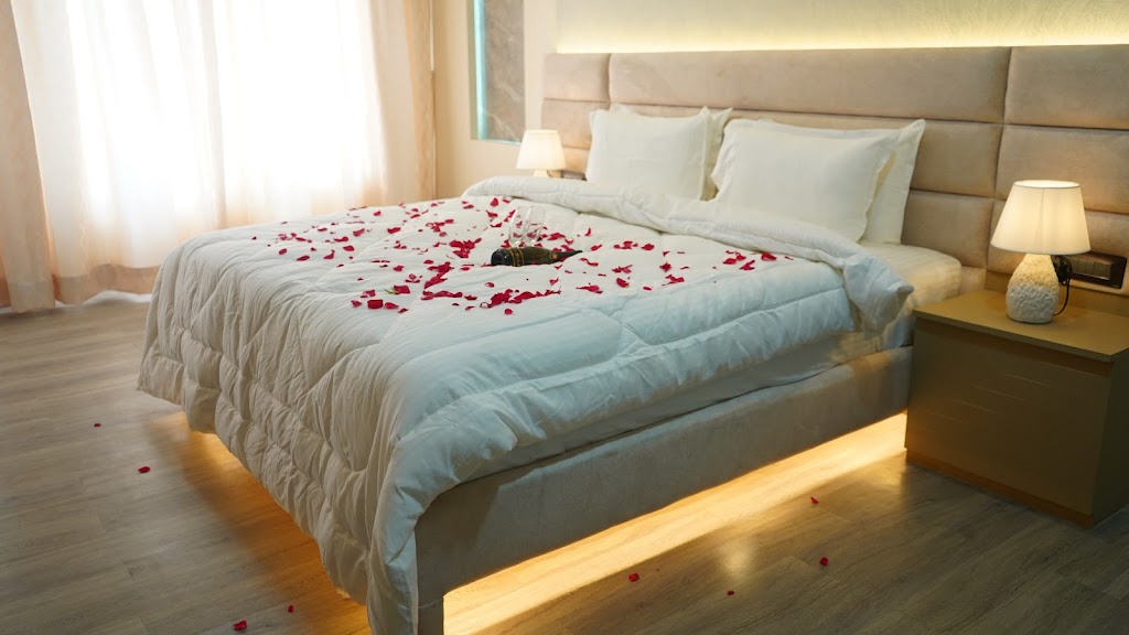 Universal Hotel Bongaigaon