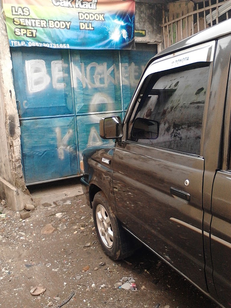 BENGKEL MOBIL "JS GARAGE"