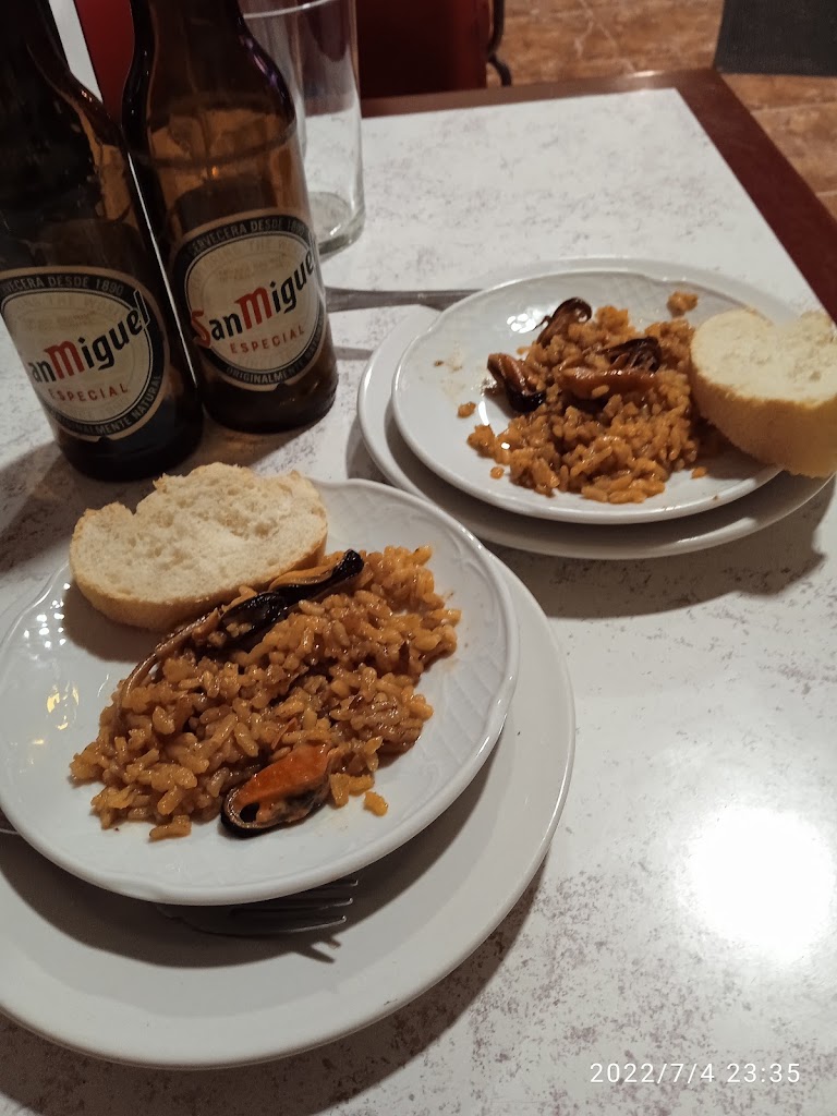 Cafe Astorga Bar — Comida y bebida