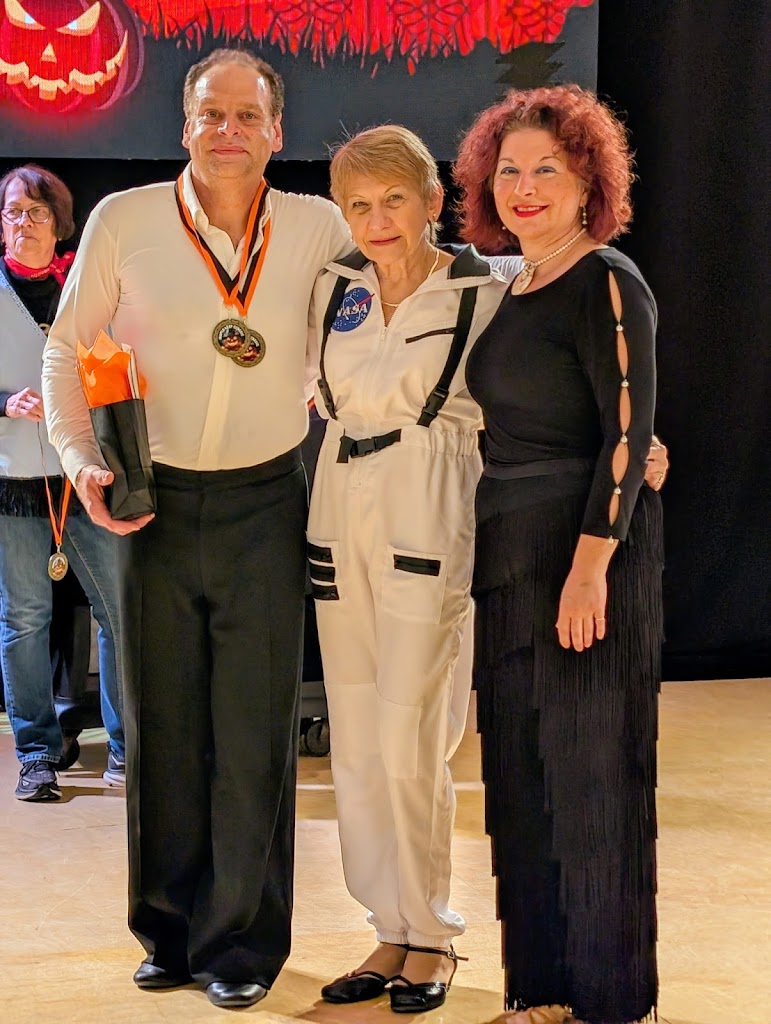  Ballroom Dance Center Iliana