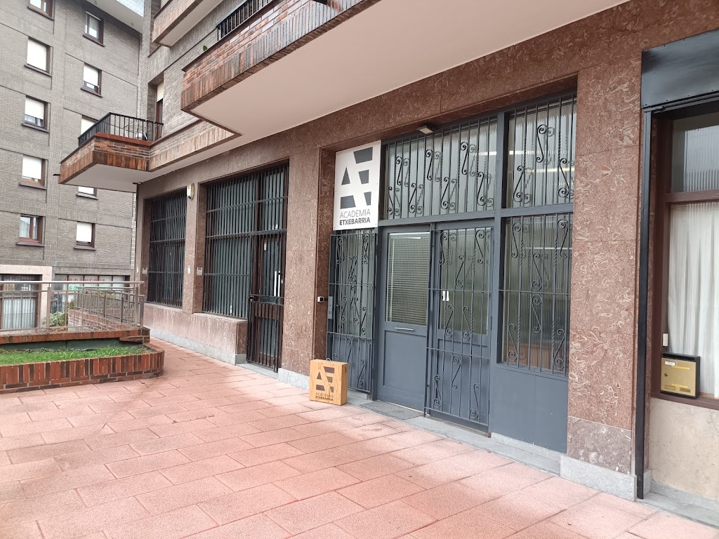 Academia Etxebarria