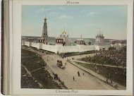 Ommuurde wijk in Moskou met een centrale toegangspoort