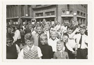 Nederlandse kinderen en Duitse soldaten