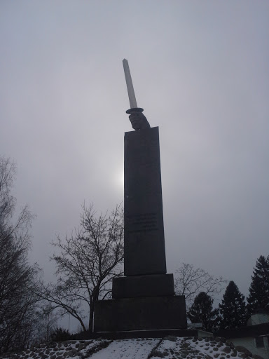 Lempäälän ja Vesilahden rintamalla 1918 kaatuneiden muistoksi