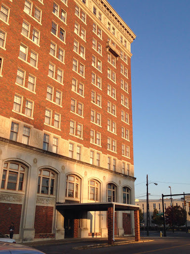 Jefferson Davis Hotel 