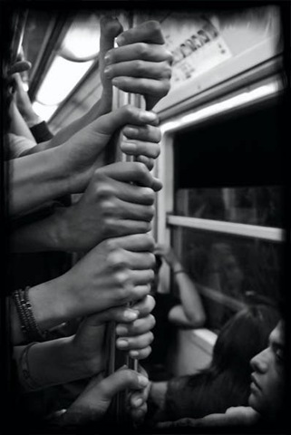 [Mata Rosas De preparando mi libro sobre el metro 2008[5].jpg]