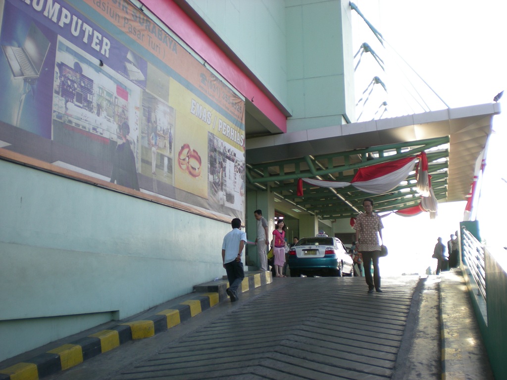 [PusatGrosirSurabaya84.jpg]