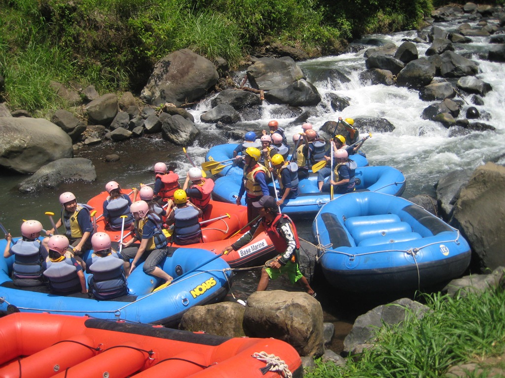[arung jeram probolinggo (3)[4].jpg]