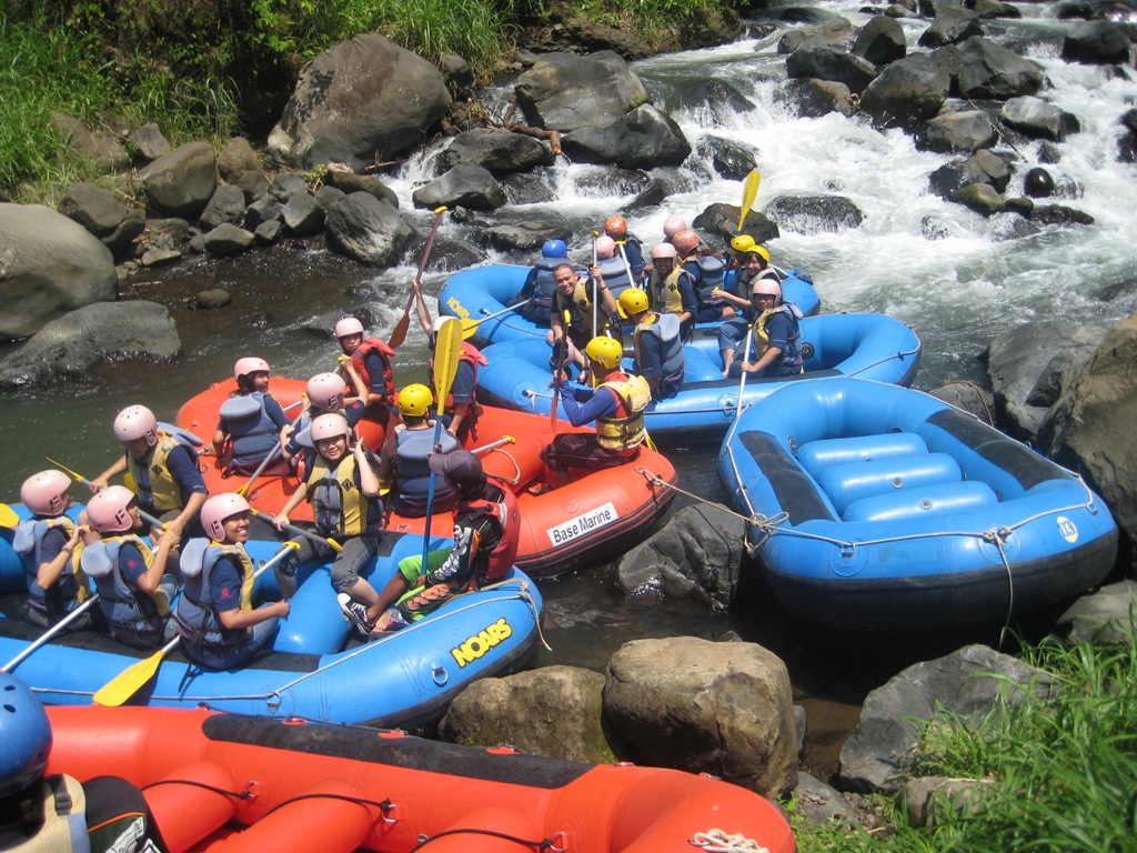[arung jeram probolinggo(1)[4].jpg]