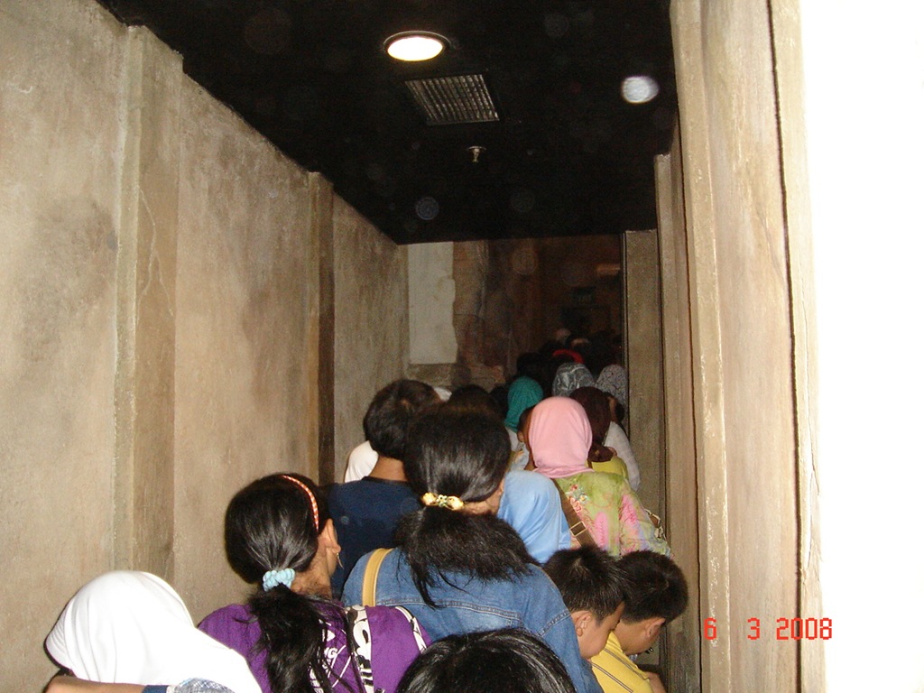 [JayaAncol1524.jpg]
