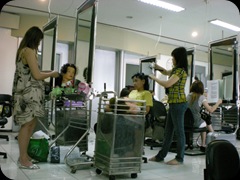 Rever Sekolah Potong Rambut & Make Up 2324