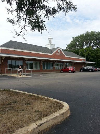 US Post Office, W Wingra Dr, Madison