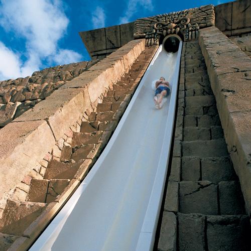 The Atlantis water adventure system uses 18 million litres of desalinated 