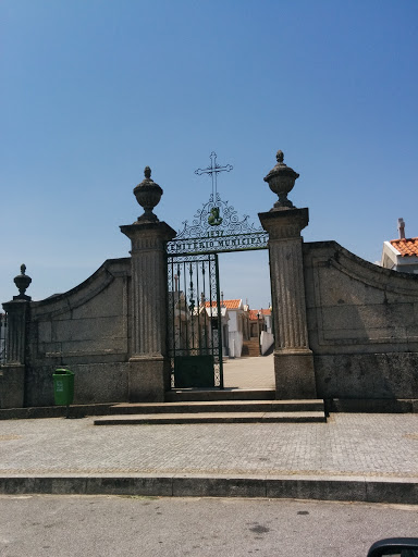 Cemitério Paços De Ferreira