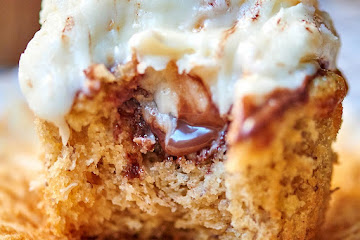 Chocolate Hazelnut Banana Cupcakes with Marshmallow Frosting