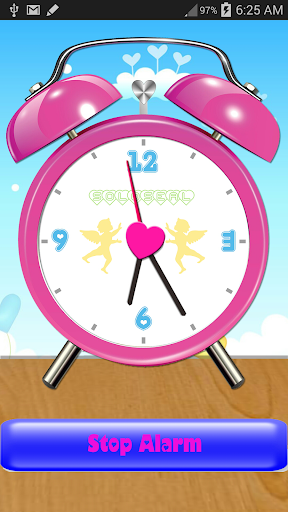 ピンクの目覚まし時計
