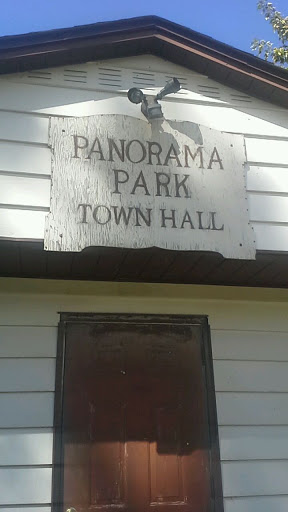 Panorama Park Town Hall