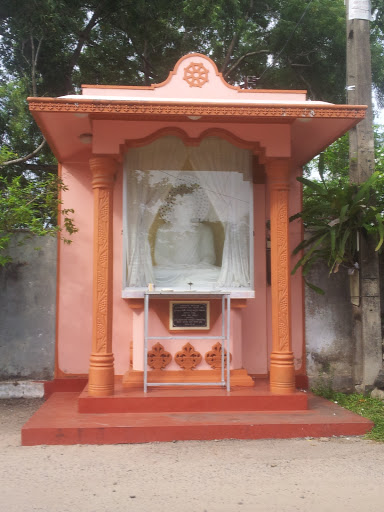 Buddha Statue of Dawatagahawatta Road