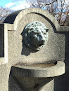 Lion Head at 汐入公園
