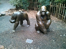 Gorilla Family Statue
