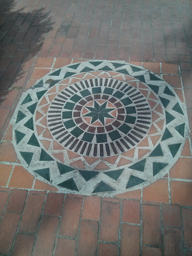 Mosaico Del Sol Naciente