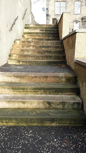 Lorne House Gardens Memorial Steps