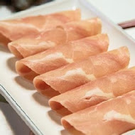 滿堂紅頂級麻辣鴛鴦火鍋