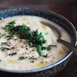 Creamy Vegan Cauliflower Soup with Garlic + Rosemary