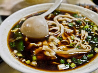 銀記手擀刀切牛肉麵