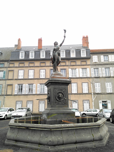 Fontaine Femme République