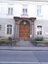 Eingang Priesterkollegium