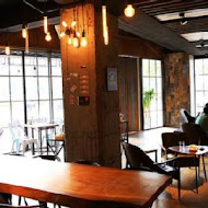 Sunny Cafe