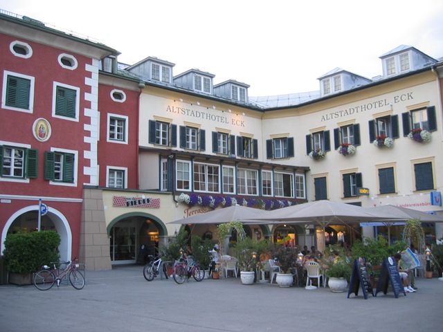[IMG_39972.jpg]