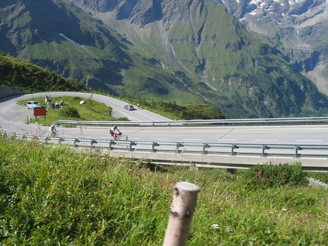 [IMG_39302.jpg]
