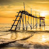 Golden Sunset by Ng Yannfae -  