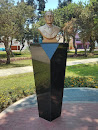 Busto Alfredo Maurtua Landázuri