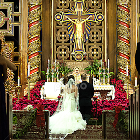 by Isidro Pentzke - Wedding Bride & Groom